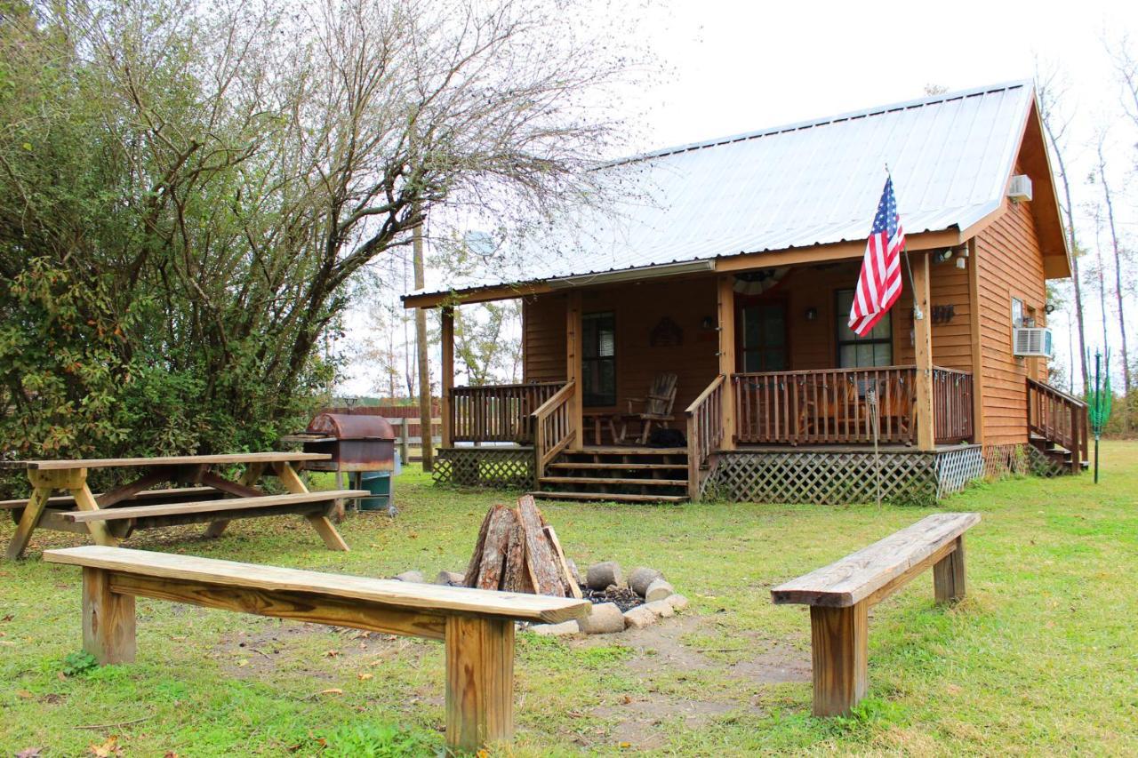 Isabel Berry Creek Cabins Bed & Breakfast エクステリア 写真