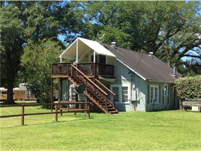 Isabel Berry Creek Cabins Bed & Breakfast エクステリア 写真